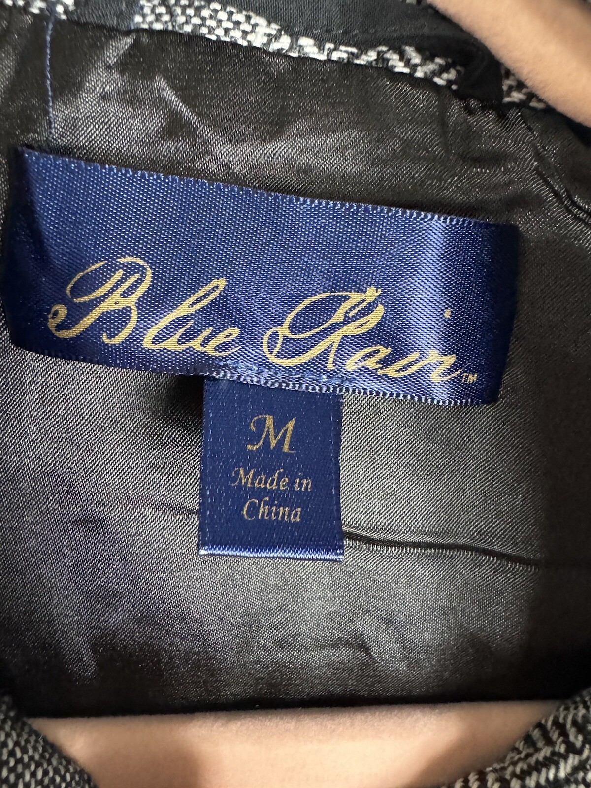 BLUE RAIN CHEVRON PATCHWORK VEST MEDIUM - image 2