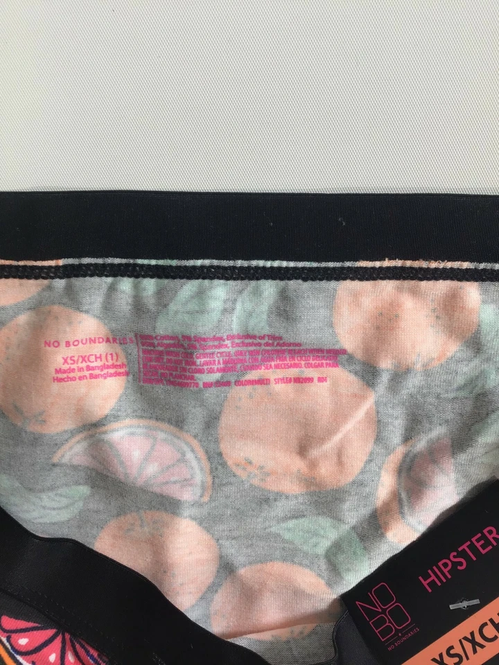 Calzoncillos hipster de algodón frutal multicolor negro No Boundaries para mujer ¡NUEVOS! Nuevo con etiquetas Foto 3 de 4