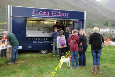 Foto 6x4 Schlange für die Gastronomie Wasdale Head\/NY1808 Menschen c2015