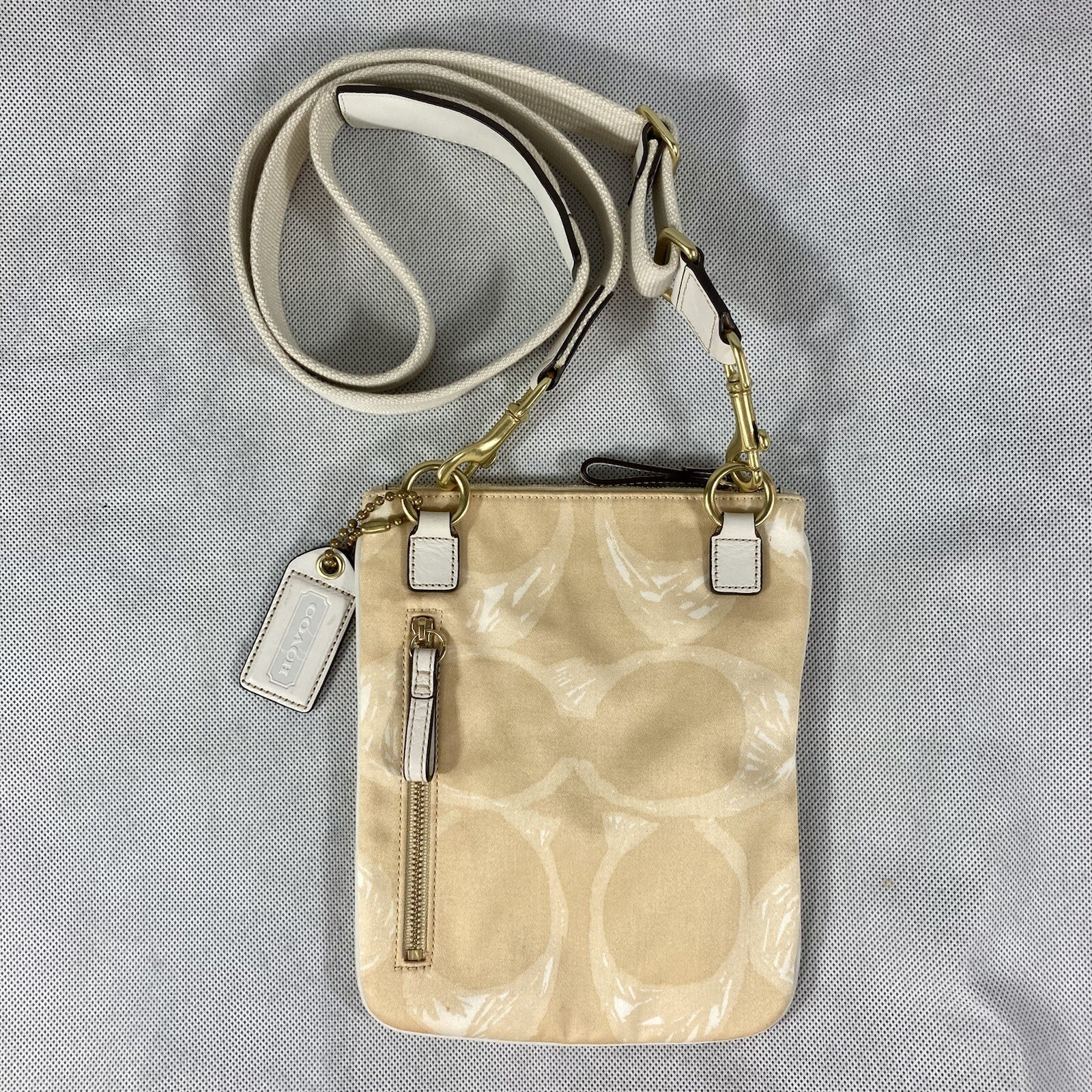 Coach Signature Fabric Cross Body Bag Gem