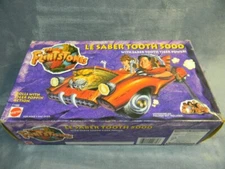 VINTAGE 1993 THE FLINTSTONES LE SABER TOOTH 5000 TIGER POWERED VEHICLE-MIB