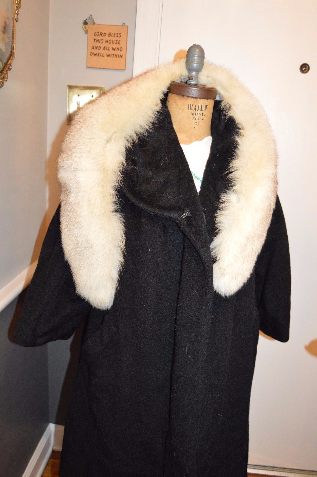 Lilli ann black winter coat needs fox fur collar … - image 3