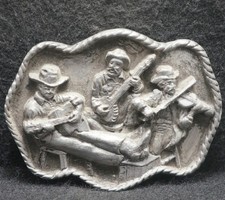 XC19143 VINTAGE 1983 BLUEGRASS BAND BANJO FIDDLE GUITAR MUSIC BELT BUCKLE