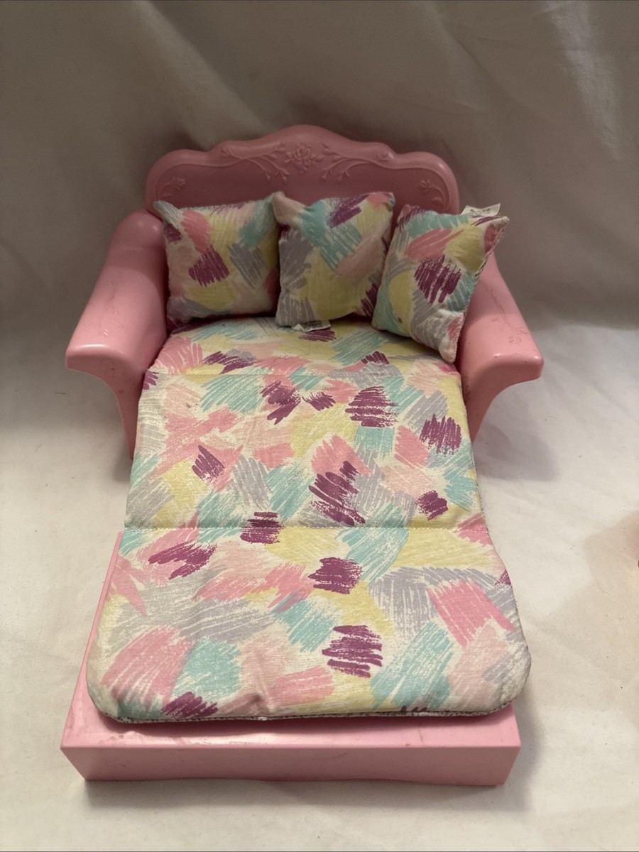 VTG 1987 Barbie Sweet Roses Living Room Pull Out Sleeper Sofa Pillows  Furniture
