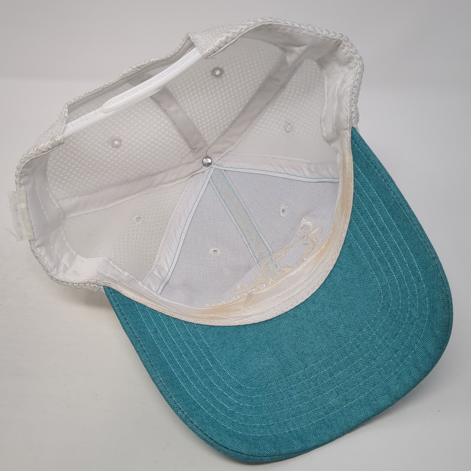 Arbonne Charitable Foundation Snapback Trucker Ha… - image 7