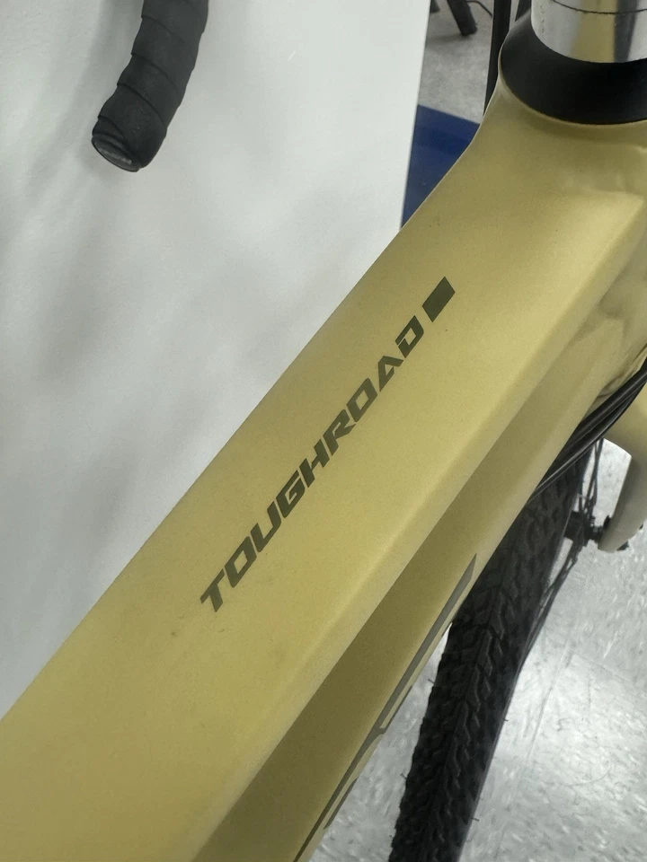 2019 Giant Toughroad Gravel Bike build Size Small Dessert Tan 700x38c - Image 3 of 4