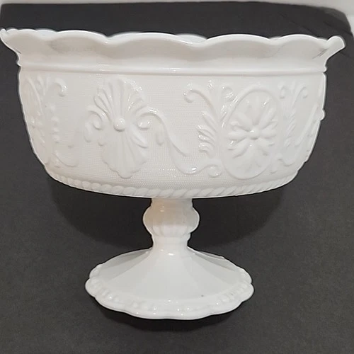 Vintage Indiana Milk Glass Pedestal Compote Scalloped Edge Candy Fruit Bowl