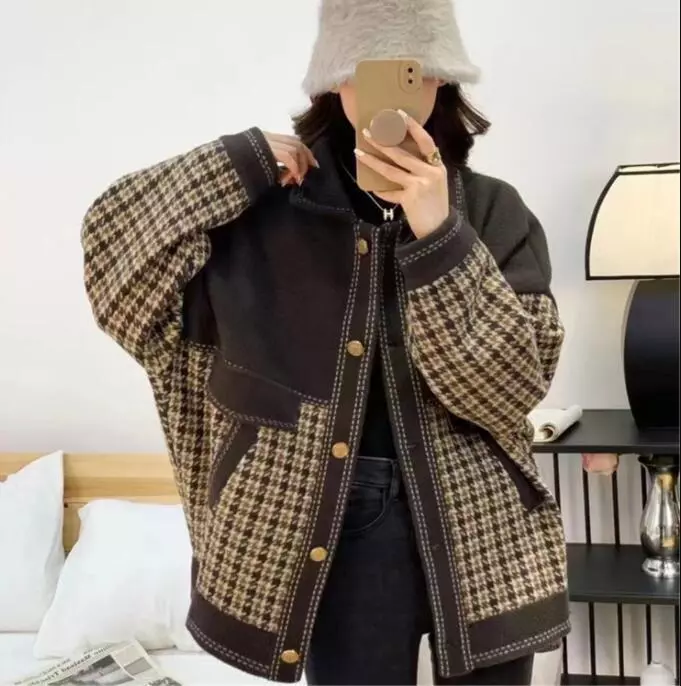Short clearance knitted jacket