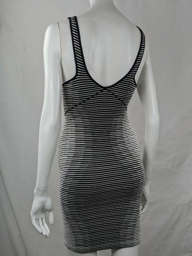 Vestido ceñido al cuerpo blanco y negro BCBGeneration 2 piezas sin mangas tejido talla XS/S - Imagen 4 de 11