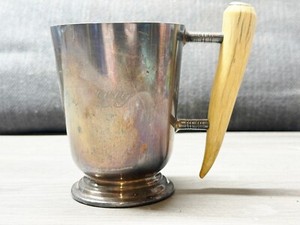 VINTAGE P BROS SILVER PLATED MUG WITH ANTLER HANDLE TROPHY STYLE TANKARD DISPLAY