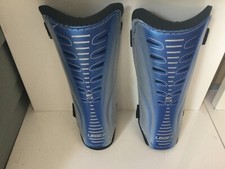 Parastinchi Calcio Legea Uomo Vari Colori  LEON Taglia L Azzurro o Nero