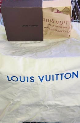 Authentic Louis Vuitton Large Drawstring Dust bag  19.25  X 23  & 5 x5   Box