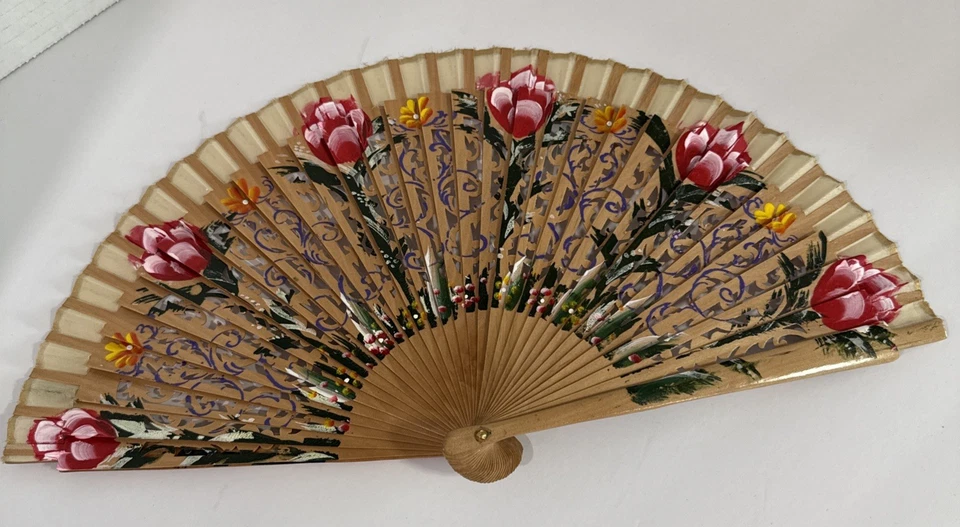 Abanico Plegable Español Vintage Tela Madera Doble Cara Pintado a Mano Floral 16"x 9"  Foto 3 de 3