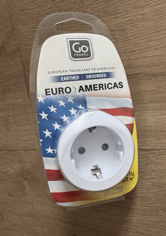 Europe  To  Americas Travel Plug Adaptor  NWT