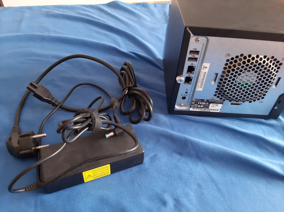 Lenovo Iomega EMC ix4-300d - Immagine 3 di 4