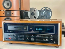 Mcintosh MCD 7007 CDP Vintage single-disc CD player w/ Philips TDA1541A-S1 DAC