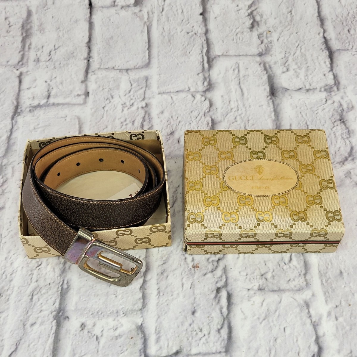 Vintage Gucci Belt with gold buckle Gucci Brown Leather Belt - Lucky Vintage main image 4