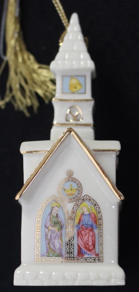 Lenox Churches Around the World Ornament 1999 in Original  display picture 1