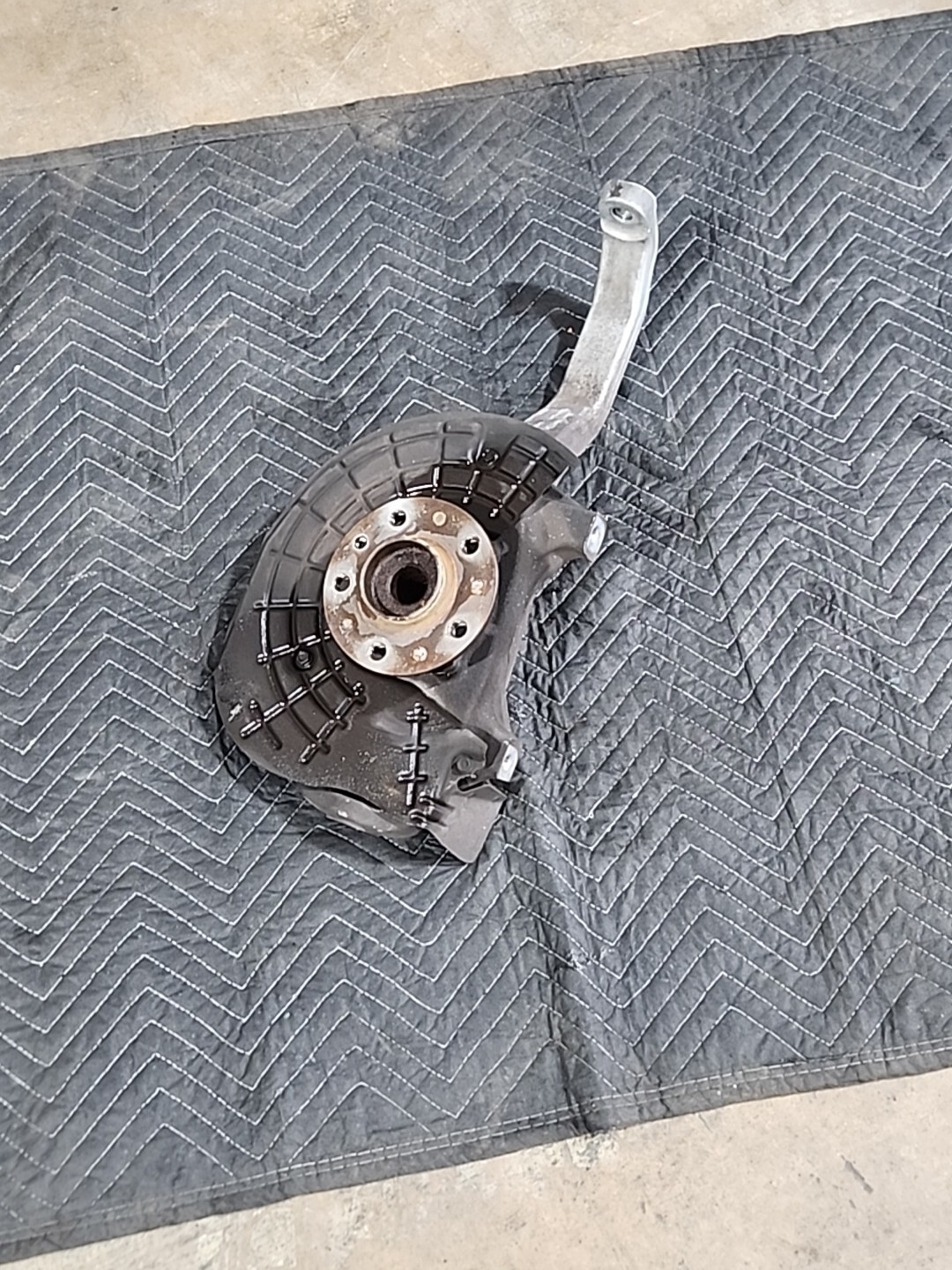 14-17 Maserati Ghibli M157 Front Right Wheel Spindle Knuckle Hub Bearing RWD