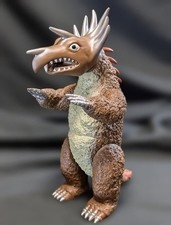 Drox Magma Ambassador Appears Monster Marmit Sofubi Vinyl Paradise 755401