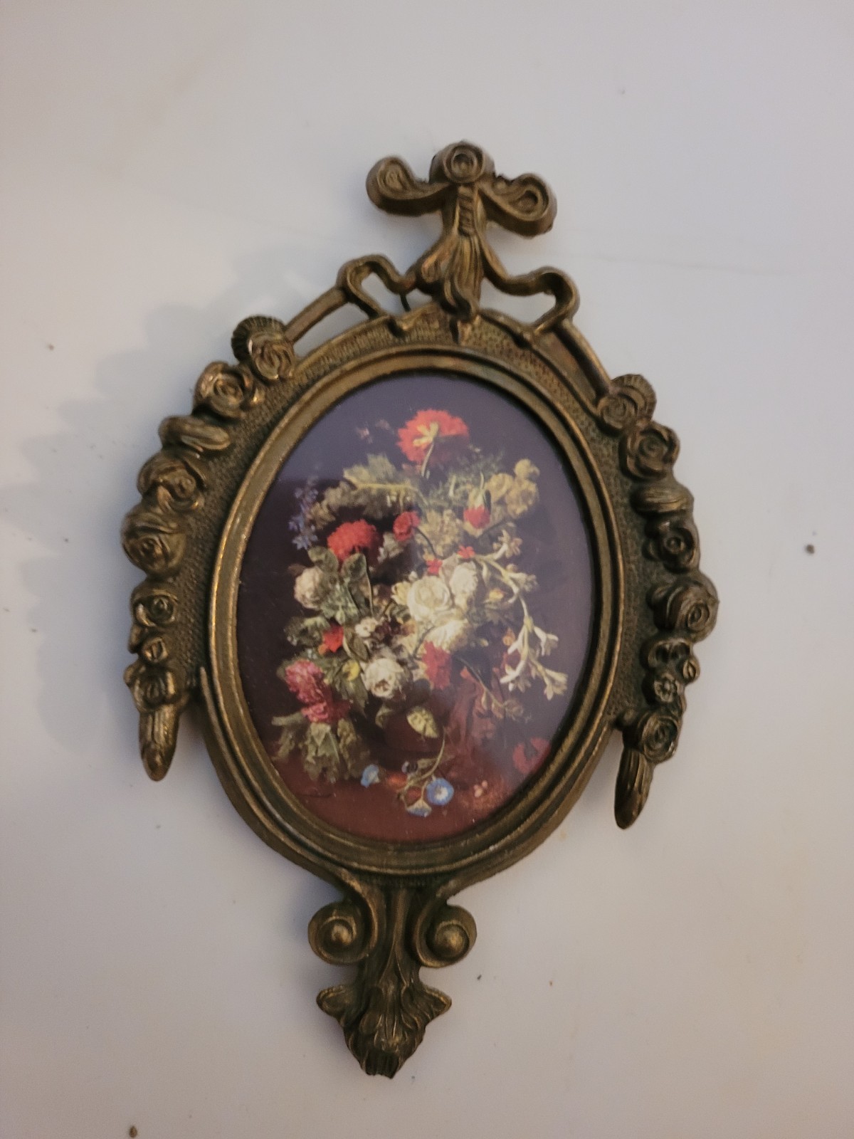 Ornate Victorian Gold Oval Mini Picture Frame Floral Art Wall Mounted
