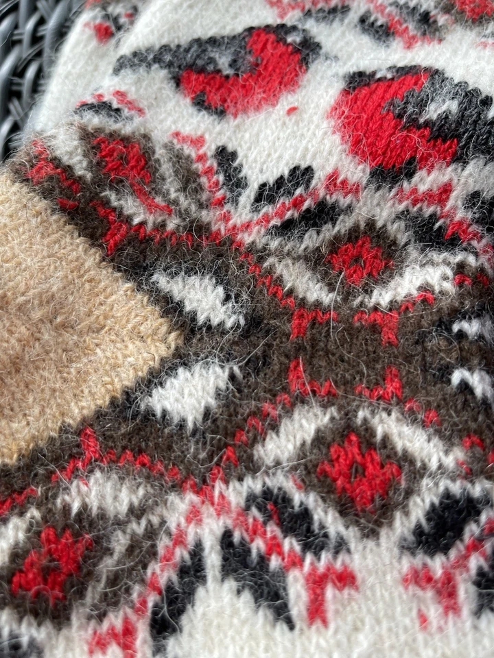 Women's Socks 100% Wool , warm, print birds, size 7-8, new - Image 4 of 4