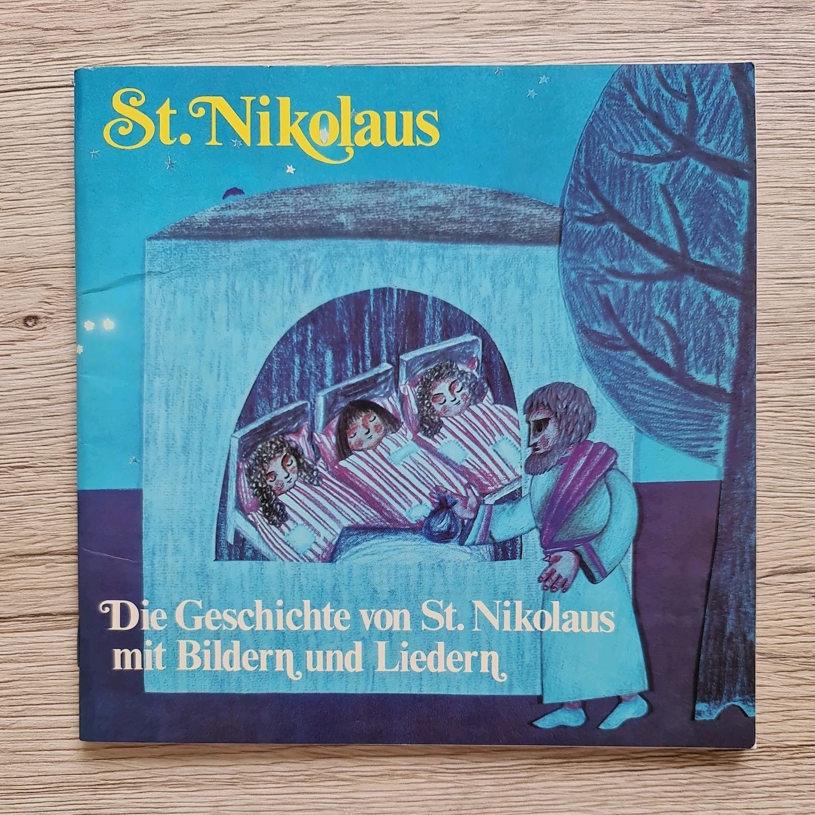 Die Geschichte von St. Nikolaus mit Bildern und Liedern ( Christopherus-Verlag)