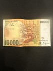 Foto 1 di 8