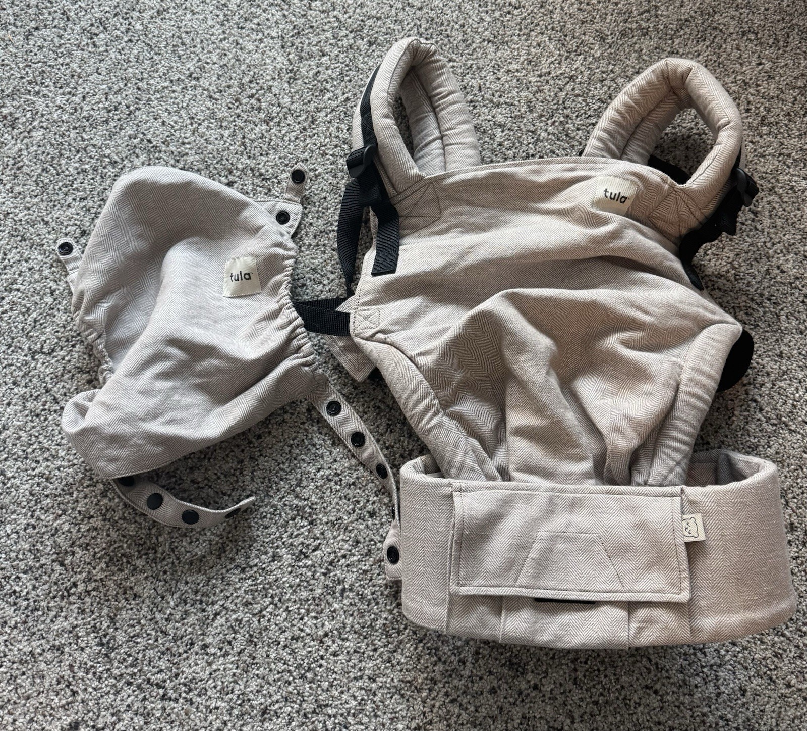 Tula Free-to-Grow Baby Carrier Linen 7-45 Color Sand
