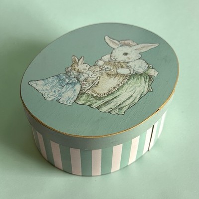 VTG Cottagecore Oval Wooden Easter Spring Bunny Rabbit Box Mint Green 7 