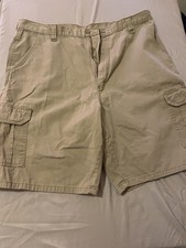 Wrangler Tan Shorts Size 40