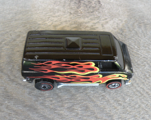Vintage Hot Wheels Black Super Van with Flames~Redline ~ Made in Hong Kong - Picture 3 of 11