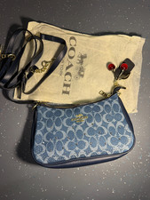 Coach Denim Signature Shoulder Bag Blau Stras...