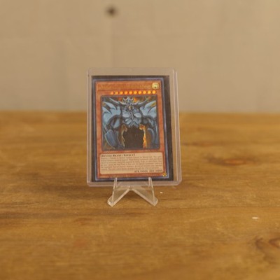 YuGiOh Obelisk The Tormentor Egyptian God Card ATK4000 DEF4000 Holo Collectible