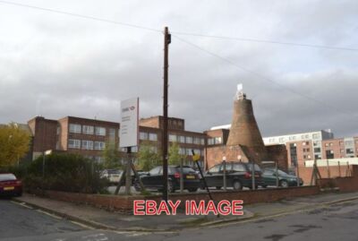 FOTO ZEMENTIEROFEN (UND HSBC BÜROGEBÄUDE) DONCASTER STREET SHALESMOOR S