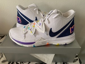 kyrie 5 deep royal blue