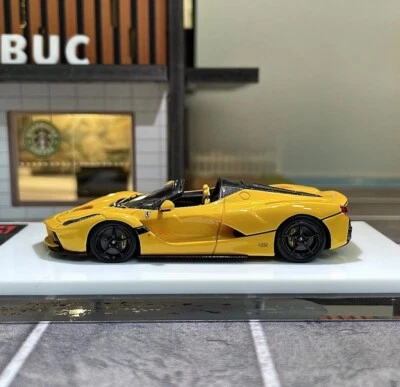 DMH 1/64 ラフェラーリアペルタ イエロー DMH 1/64 ラフェラーリ アペルタ DMH 1:64 Yellow Laferrari Aperta