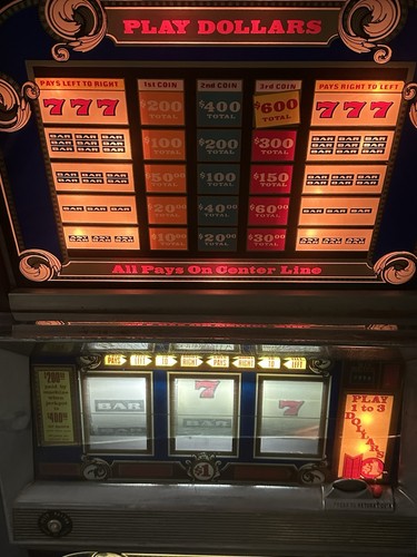 Triple 777 Slot Machine Bally Casino Play Dollars Tokens Parts