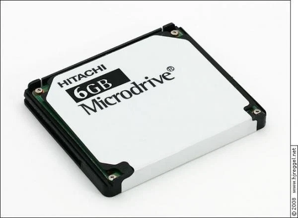 Hitachi 8 GB GST MicroDrive 3K8 HMS361006M5CE00 3600 RPM IDE ATA33/ATA-4 0A40741 - Image 2 of 2