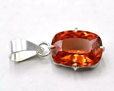 BMR Jewels 30 Ct Orange Saphir Kissen Schliff AGL Zertifiziert Anhänger