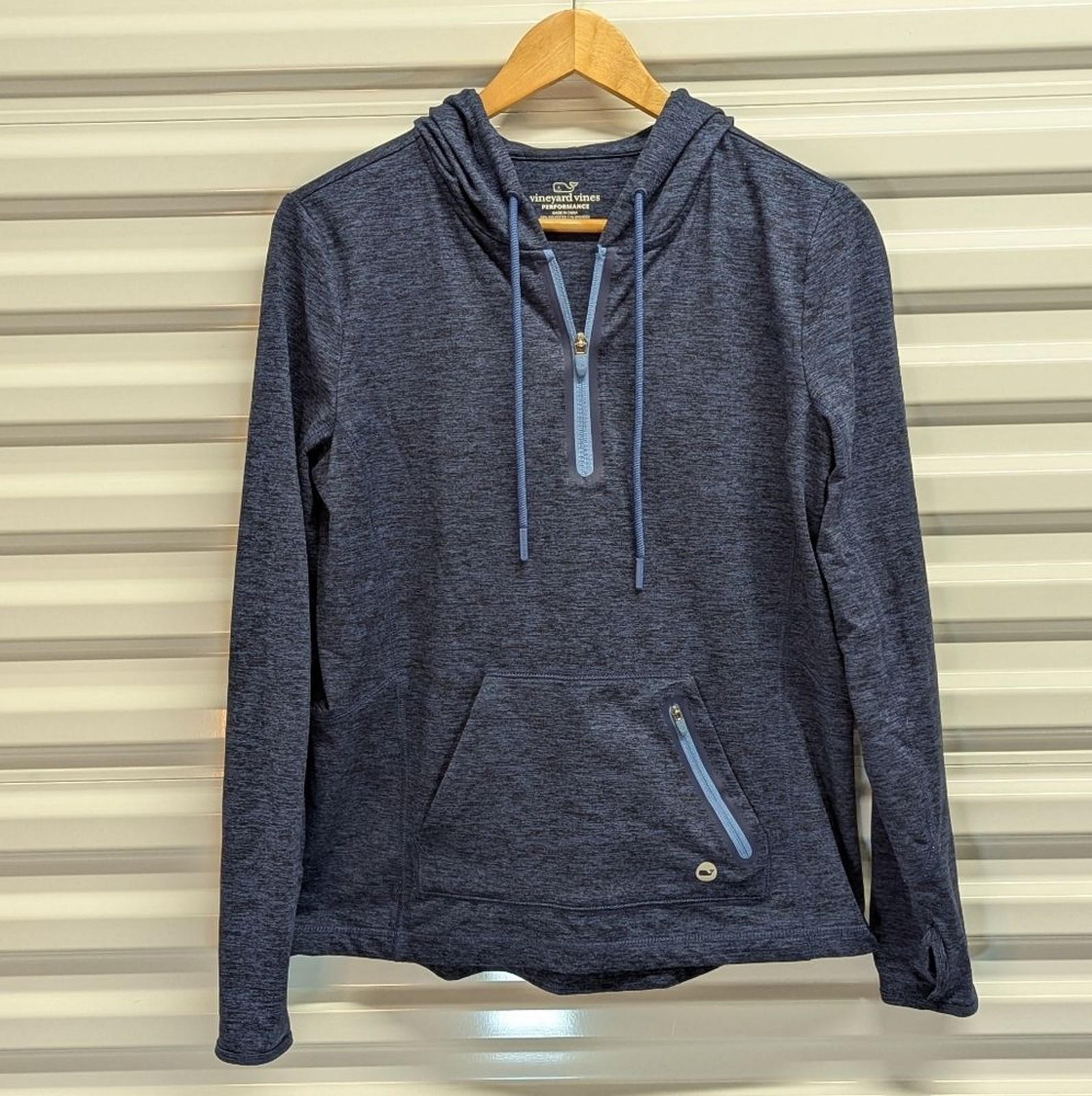 Vineyard Vines Performance Size Medium Pull Over … - image 1