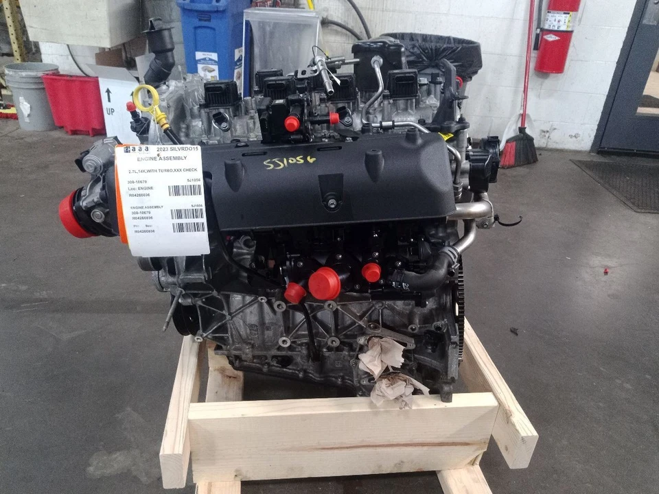 Engine / Motor Assembly 2023 Silverado Truck/Pickup 1500 Sku#4260896 - Image 4 of 4