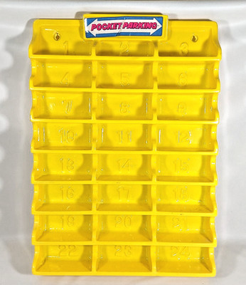 Vintage 80's Pocket Parking Wall Unit Display 24 Cars Hot Wheels Matchbox 2