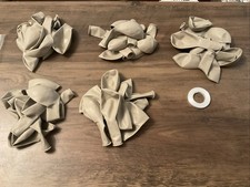 49 Beige Balloons