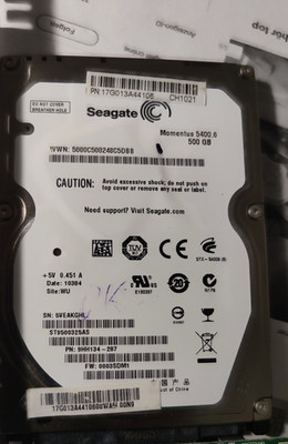Seagate Momentus 2,5Zoll SATA Laptop Notebook Festplatte 500GB  ST9500325AS