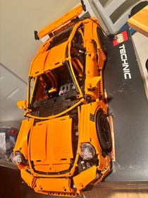 LEGO TECHNIC: Porsche 911 GT3 RS (42056)