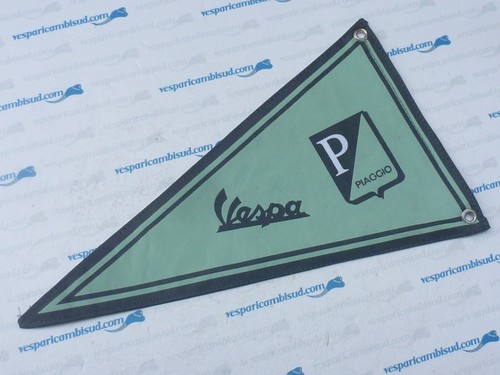 BANDIERINA VESPA CLUB DA APPLICARE AD ASTA PARAFANGO VESPA Vesparicambisud - Foto 2 di 2