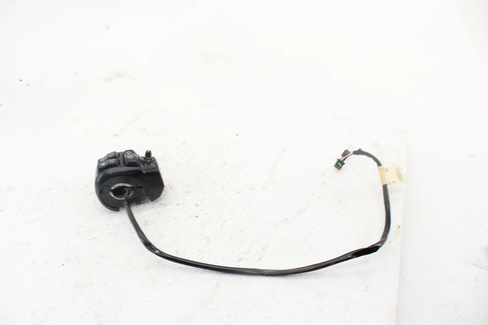 2016-2018 Harley Davidson Touring Road Electra Street Right Control Switch Pack - Image 4 of 4