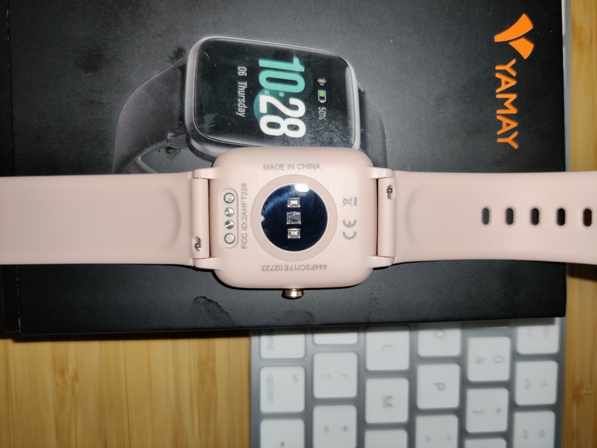 Montre Connectée Yamay + Bracelet Silicone Noir Et Vert De Rechange – Occasion