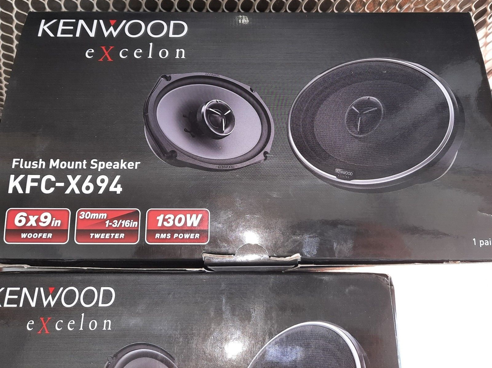 Kenwood eXcelon KDC-X501 CD Receiver Radio Rear USB Qualcomm aptX  With Speakers